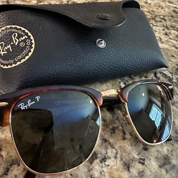 Sunglasses - Picture 1 of 1